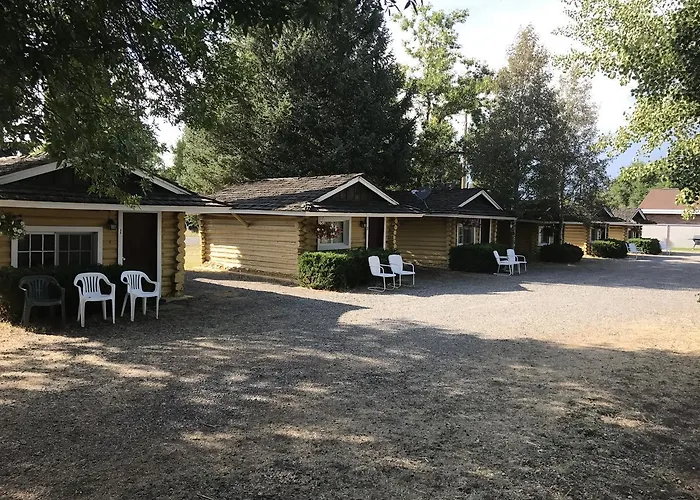 Ashton Log Cabins